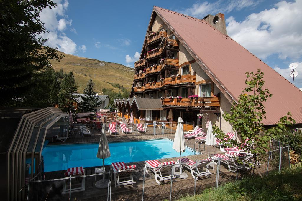 Hotel Adret Les Deux Alpes Exterior foto